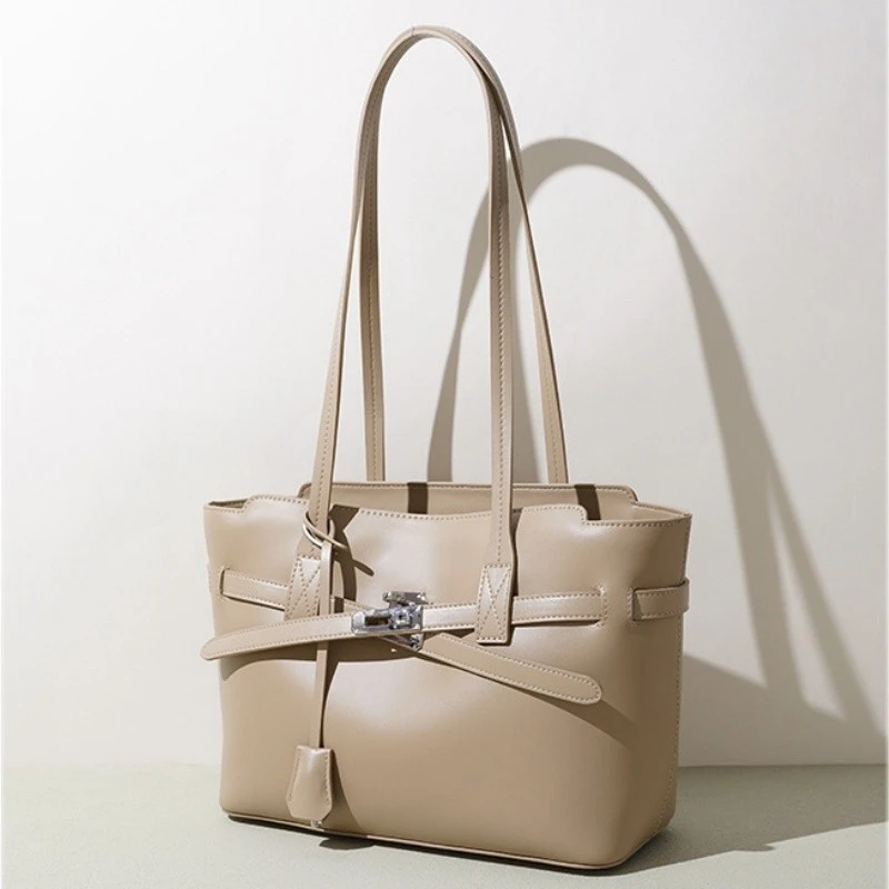 Carry On One Shoulder Tote Bag Women price